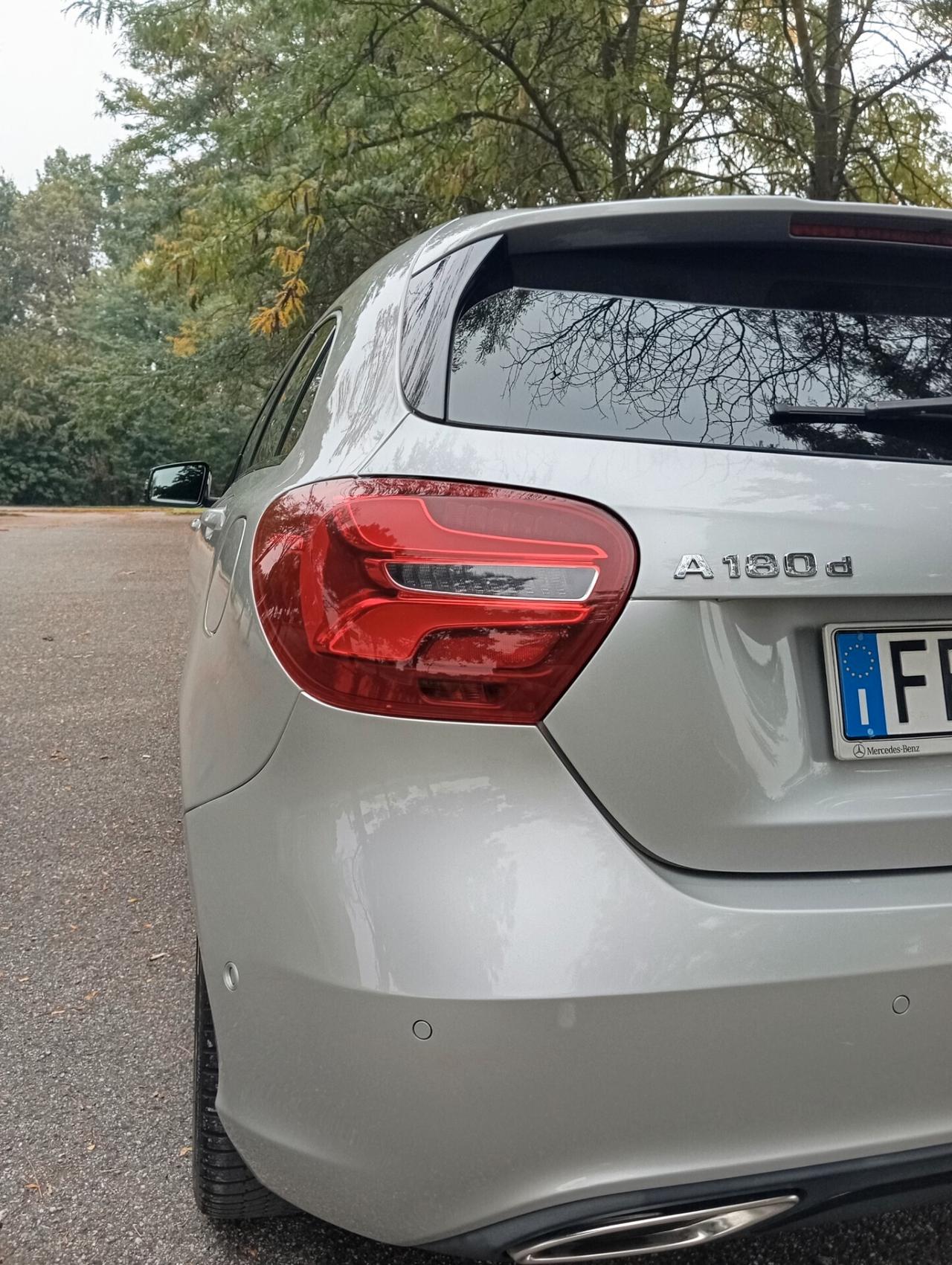Mercedes-benz A 180 d A180 Automatic Sport Permute