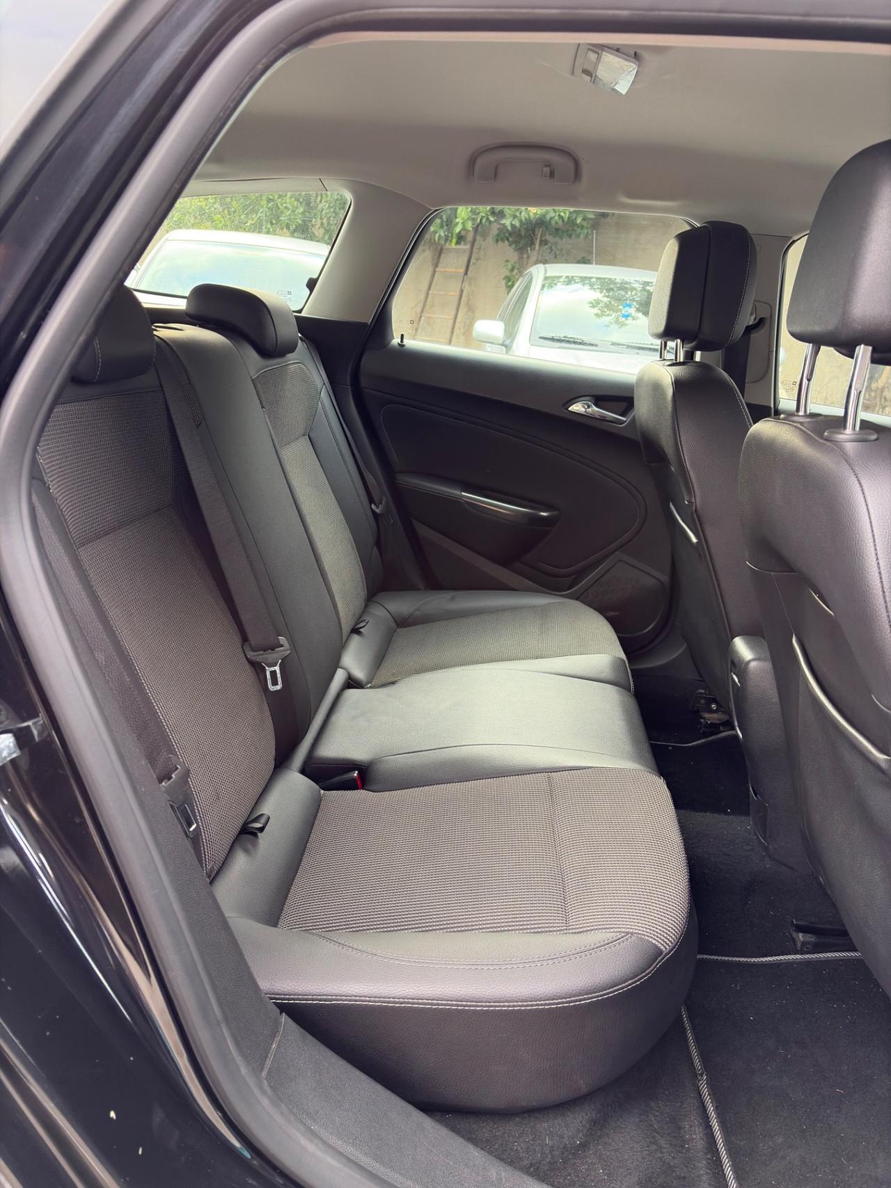 Opel Astra 1.7 CDTI 110CV 135000km