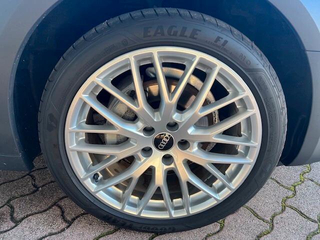 Audi A4 allroad 40 tdi quattro 204cv S-tronic, Tetto, 19", Led, Gancio Traino