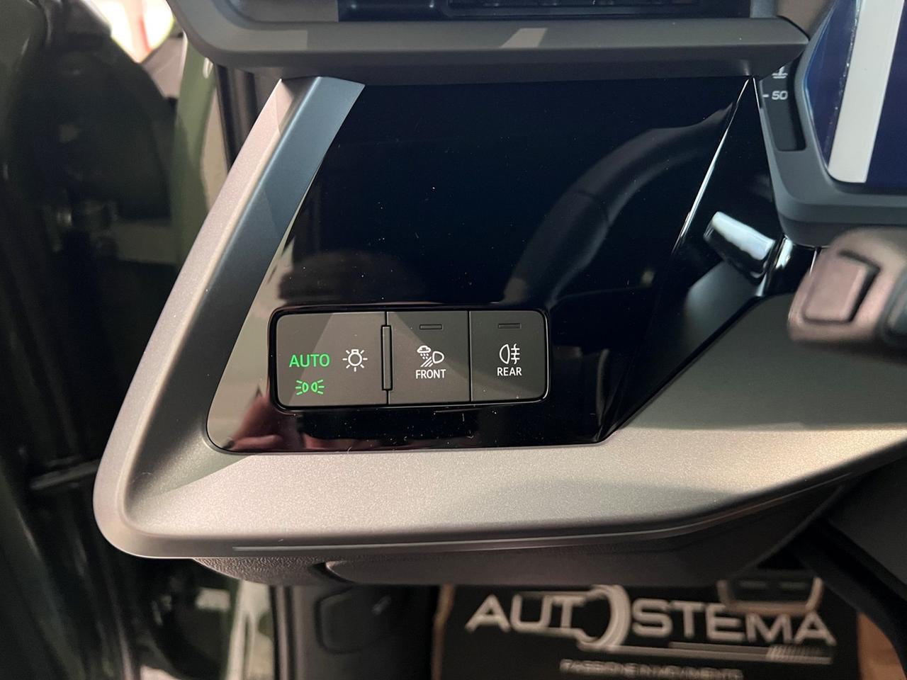 AUDI A3 IV 2024 Sportback Sportback 35 2.0 tdi S line Edition s-tronic - TETTO!