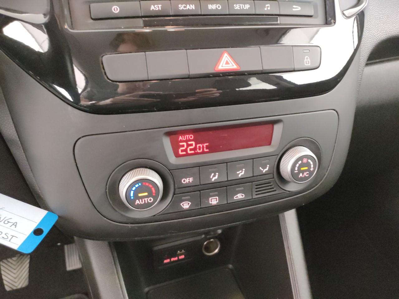 KIA Venga 1.4 crdi Active 90cv