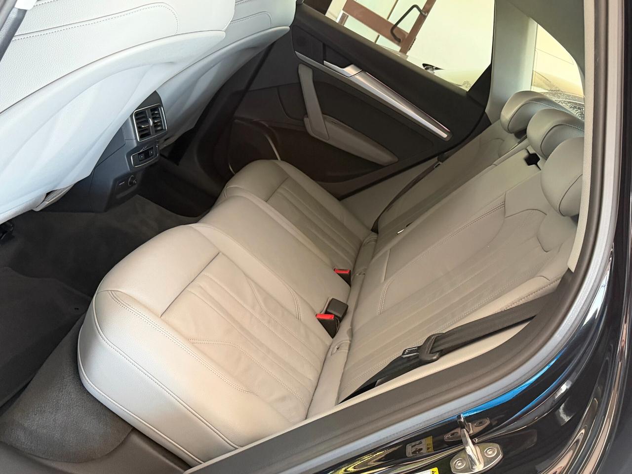 Audi Q5 Quattro 2.0 TDI 190 cv. S Tronic BUSINESS SPORT