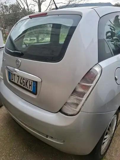 Lancia Ypsilon 1.2 - ok neopatentati