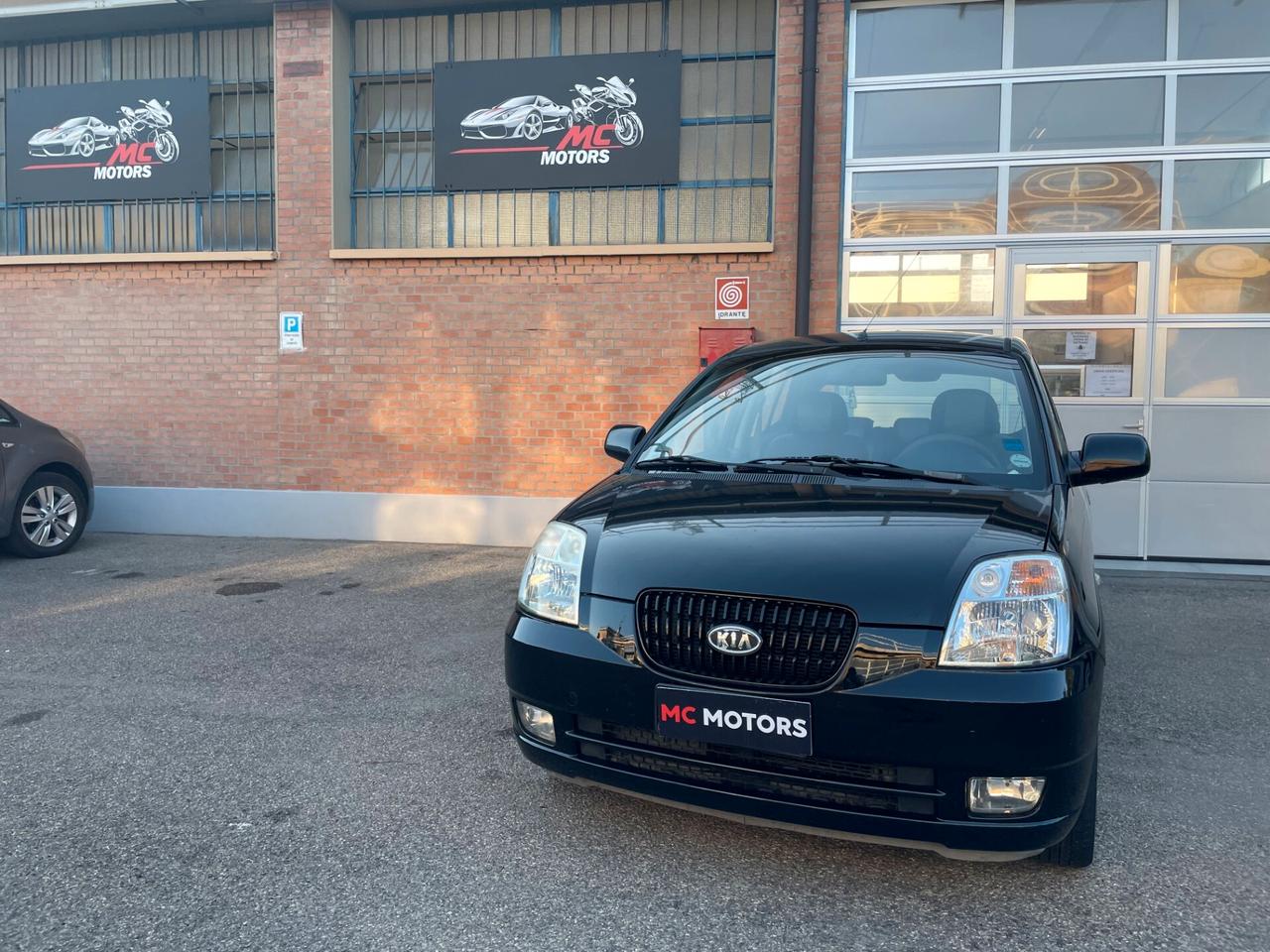 Kia Picanto 1.1 BENZINA