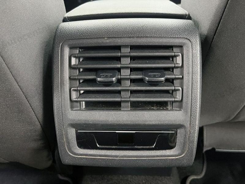 Volkswagen Golf Variant 2.0 tdi Style 150cv dsg