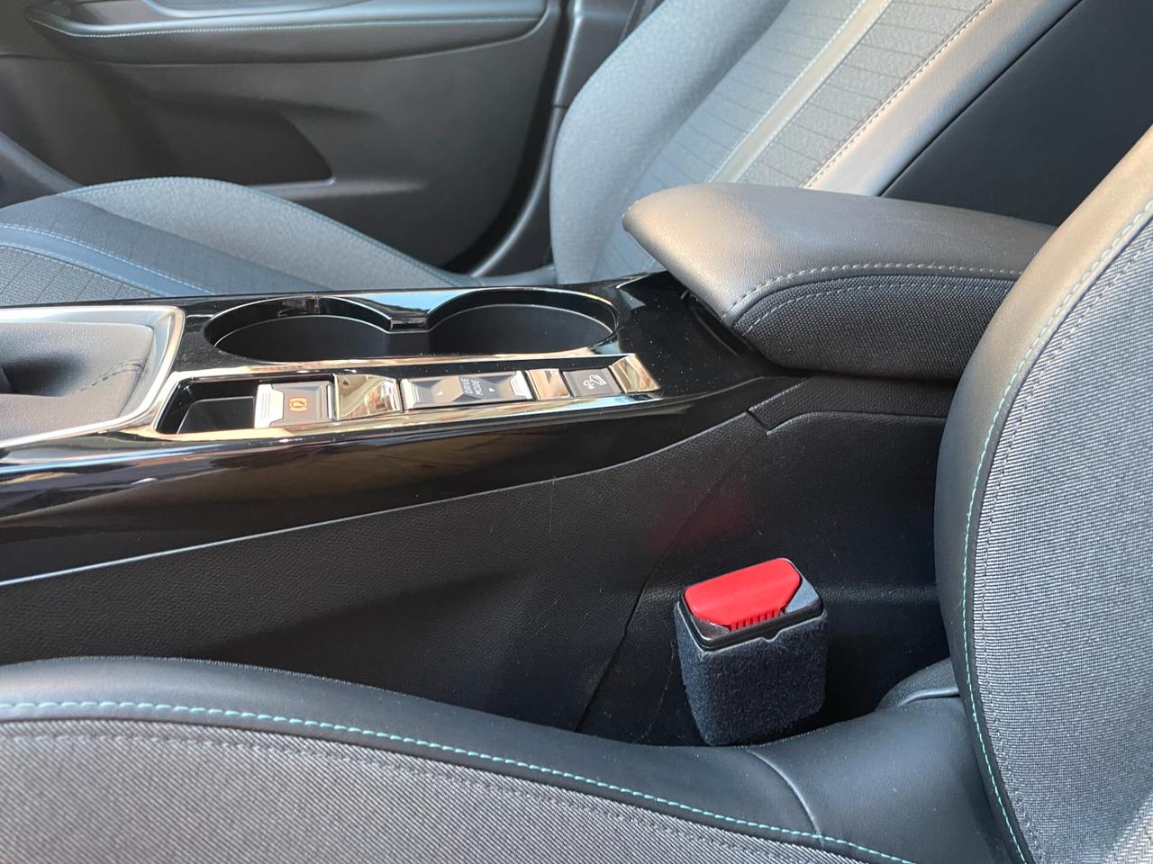 Peugeot 2008 UNICO PROPRIETARIO - SERVICE COMPLETO