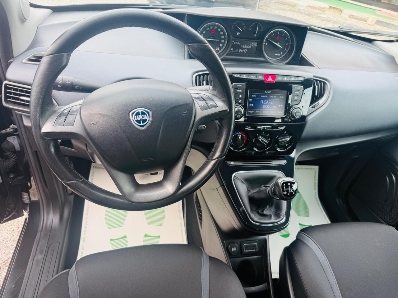 Lancia Ypsilon 1.2 69 CV 5 porte GPL Ecochic Gold