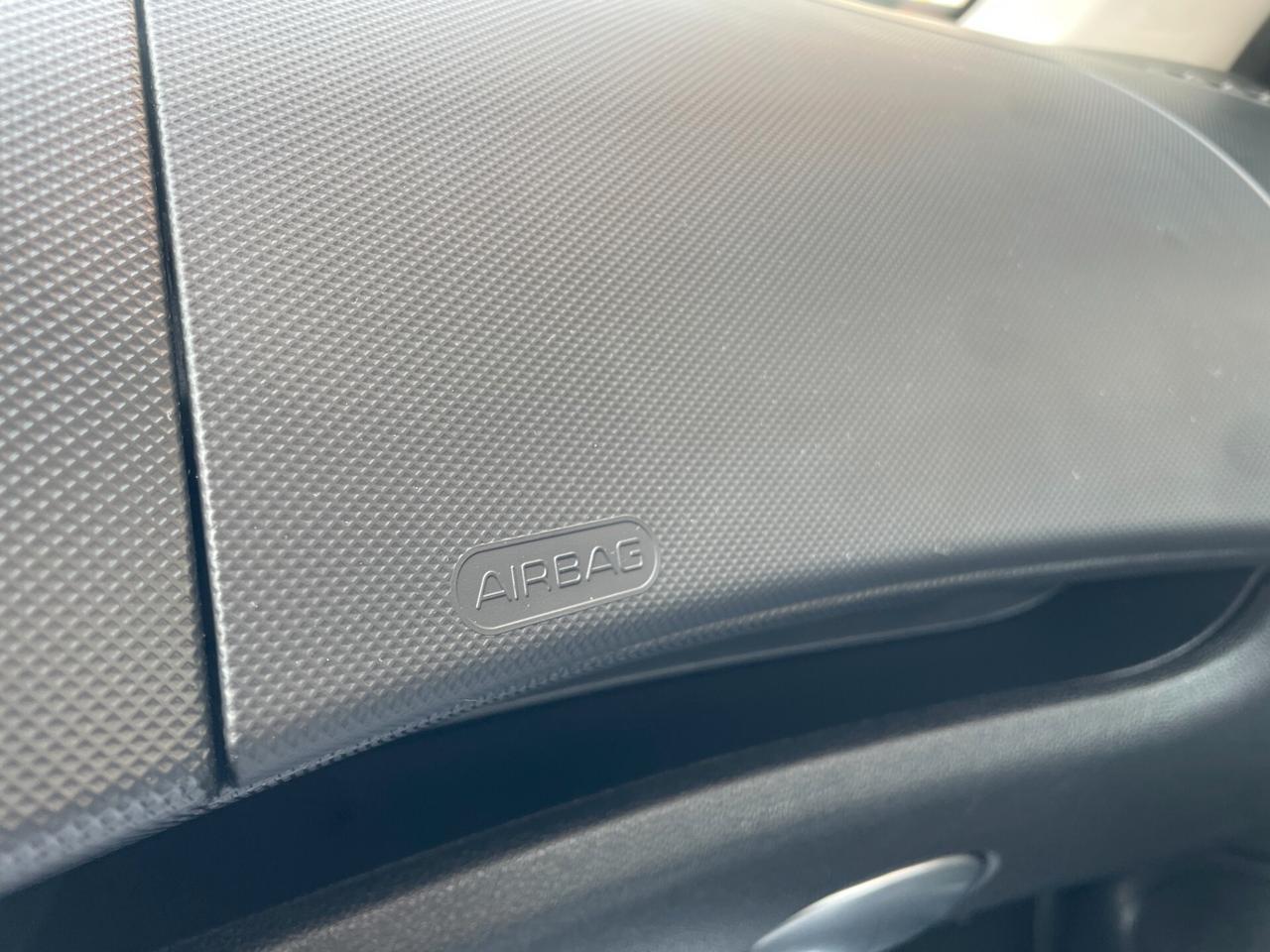 Peugeot 206 DISTRIBUZIONE ESEGUITA - TAGLIANDI CERTIFICATI