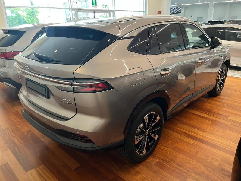 MG HS 1.5 Hybrid+ Luxury