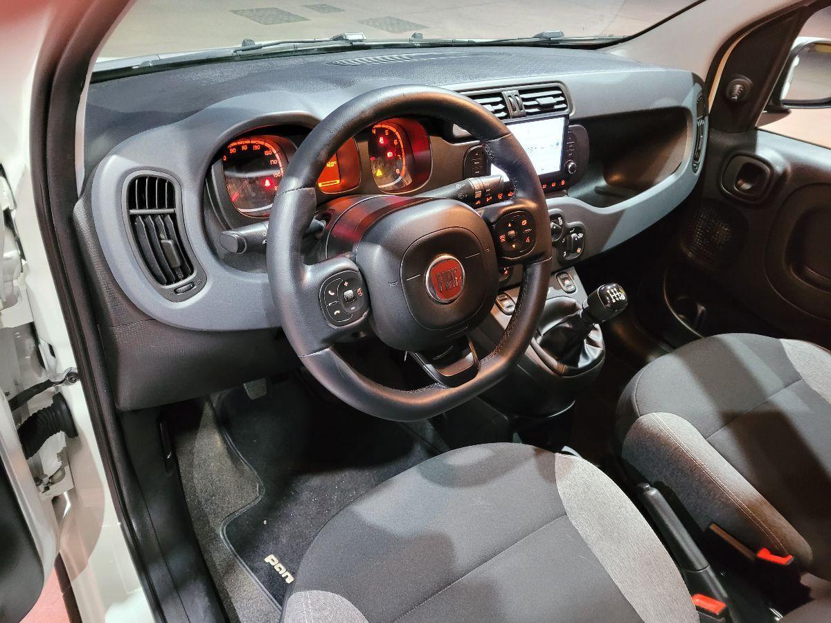 FIAT - Panda - 1.0 FireFly S&S Hybrid City Cross