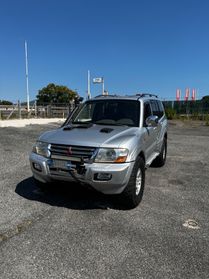 VENDO 2 Mitsubishi Pajero 3.2 16V DI-D 5p. GLX