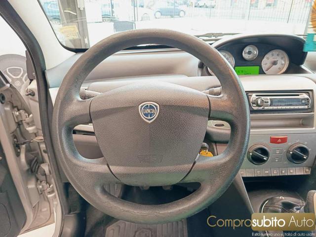 LANCIA Ypsilon 1.2 Platino