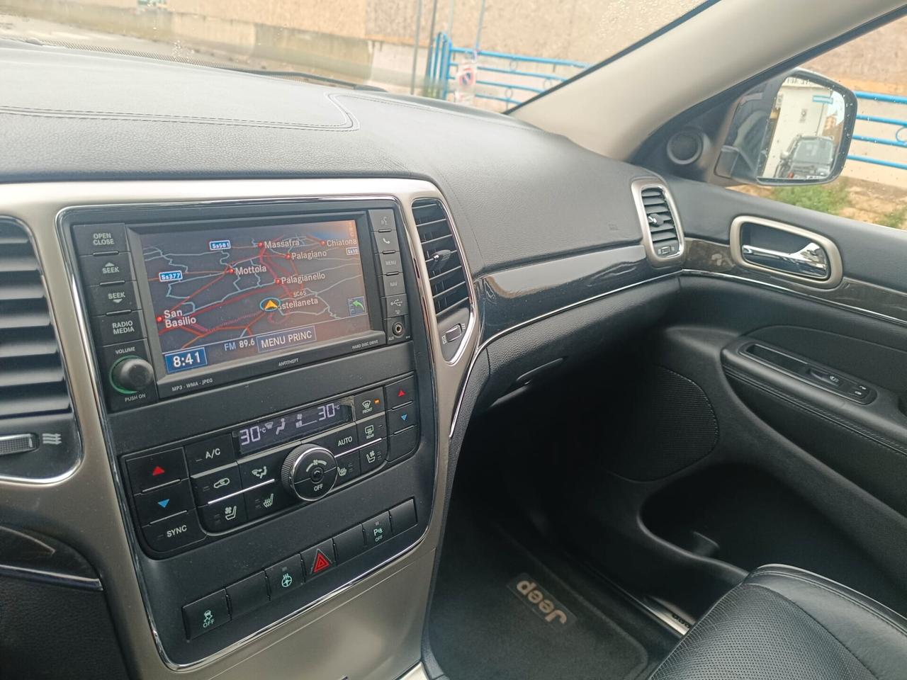 Jeep Grand Cherokee 3.0 CRD 241 CV Overland (turbodiesel)