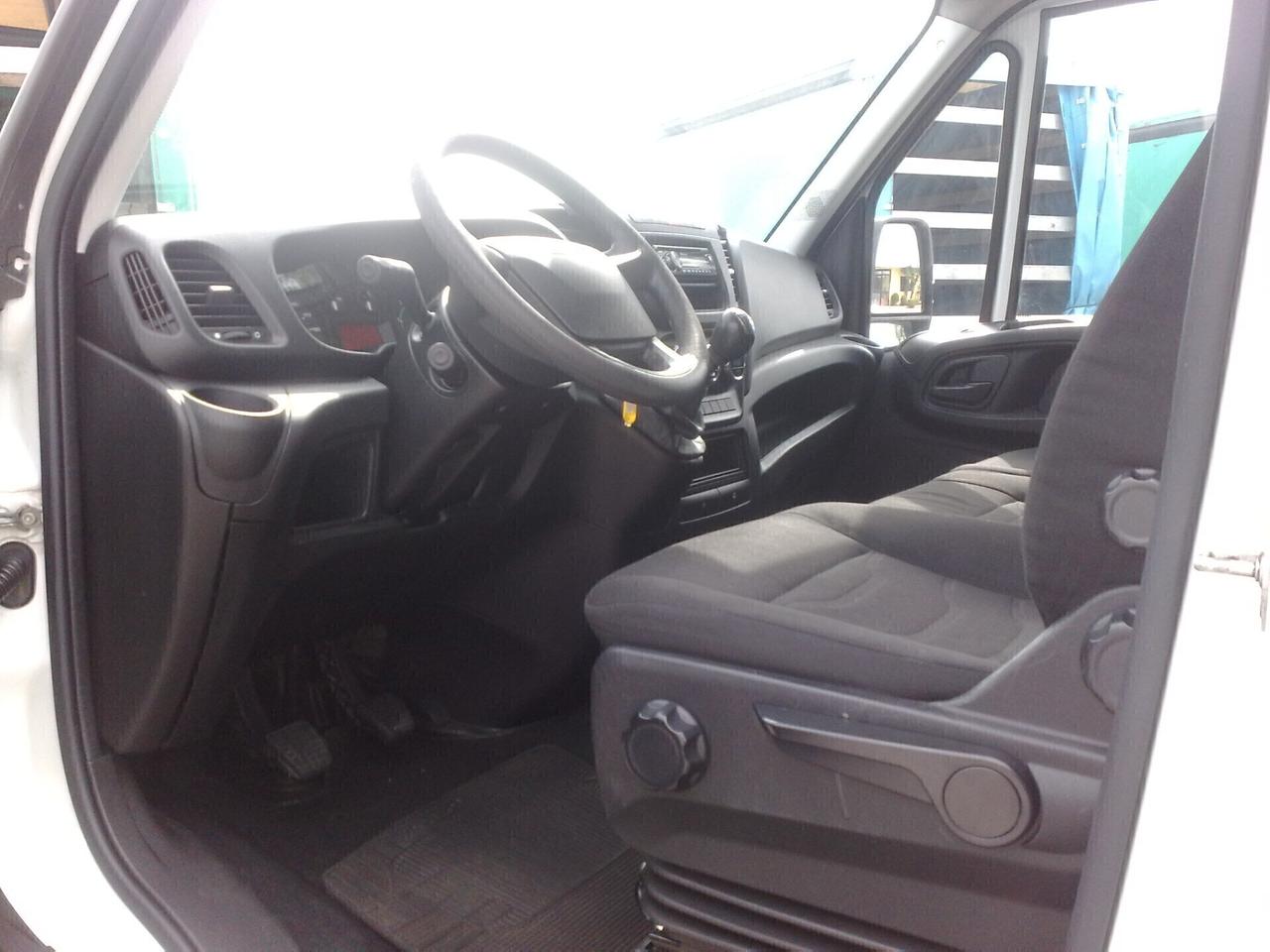 Iveco Daily 35c15 3000cc GRANVOLUME - 2015