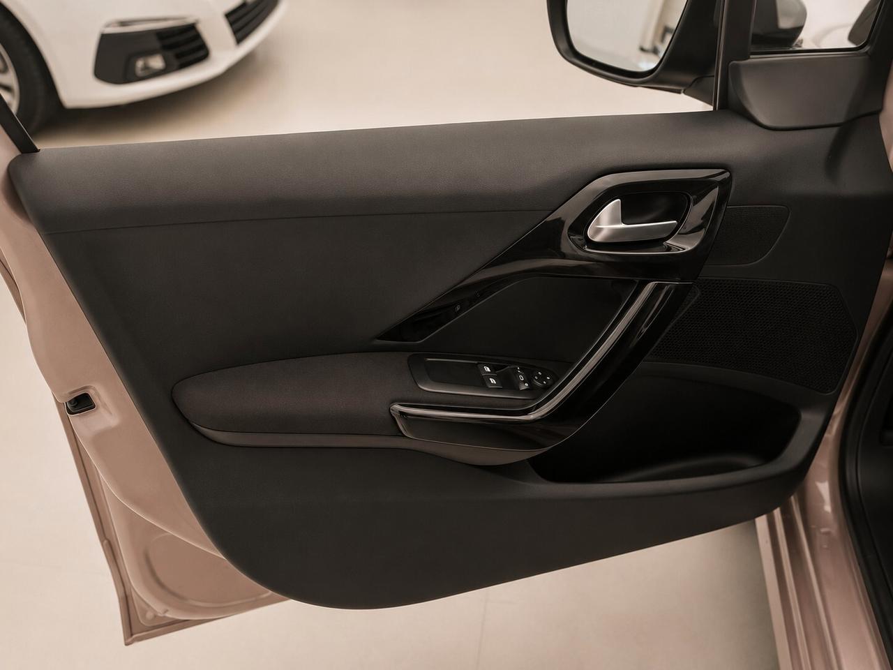 Peugeot 208 PureTech 82 5 porte Access