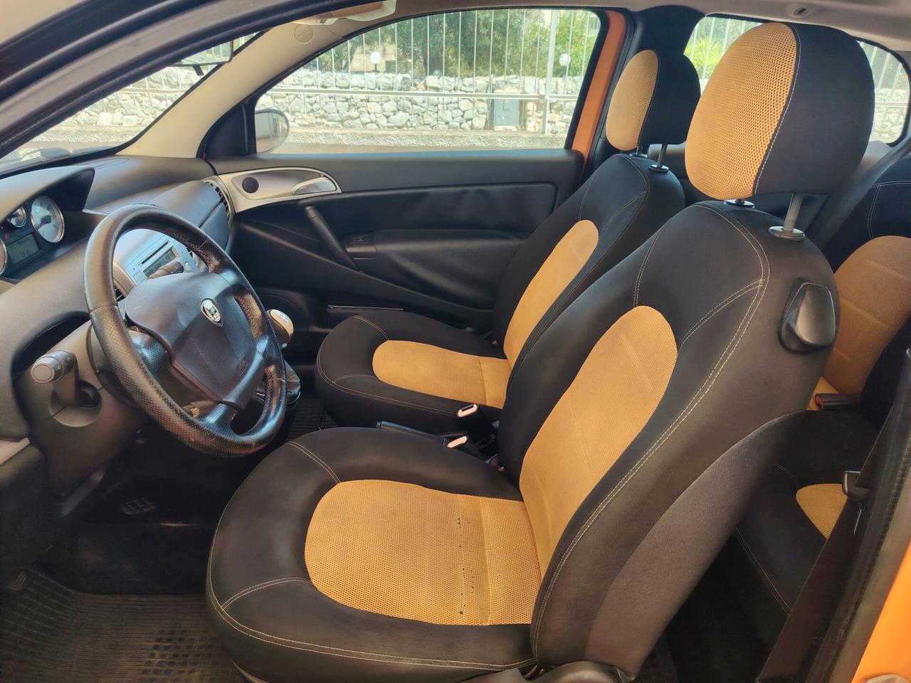 Lancia Ypsilon 1.2 fire Momo Design benzina + gpl