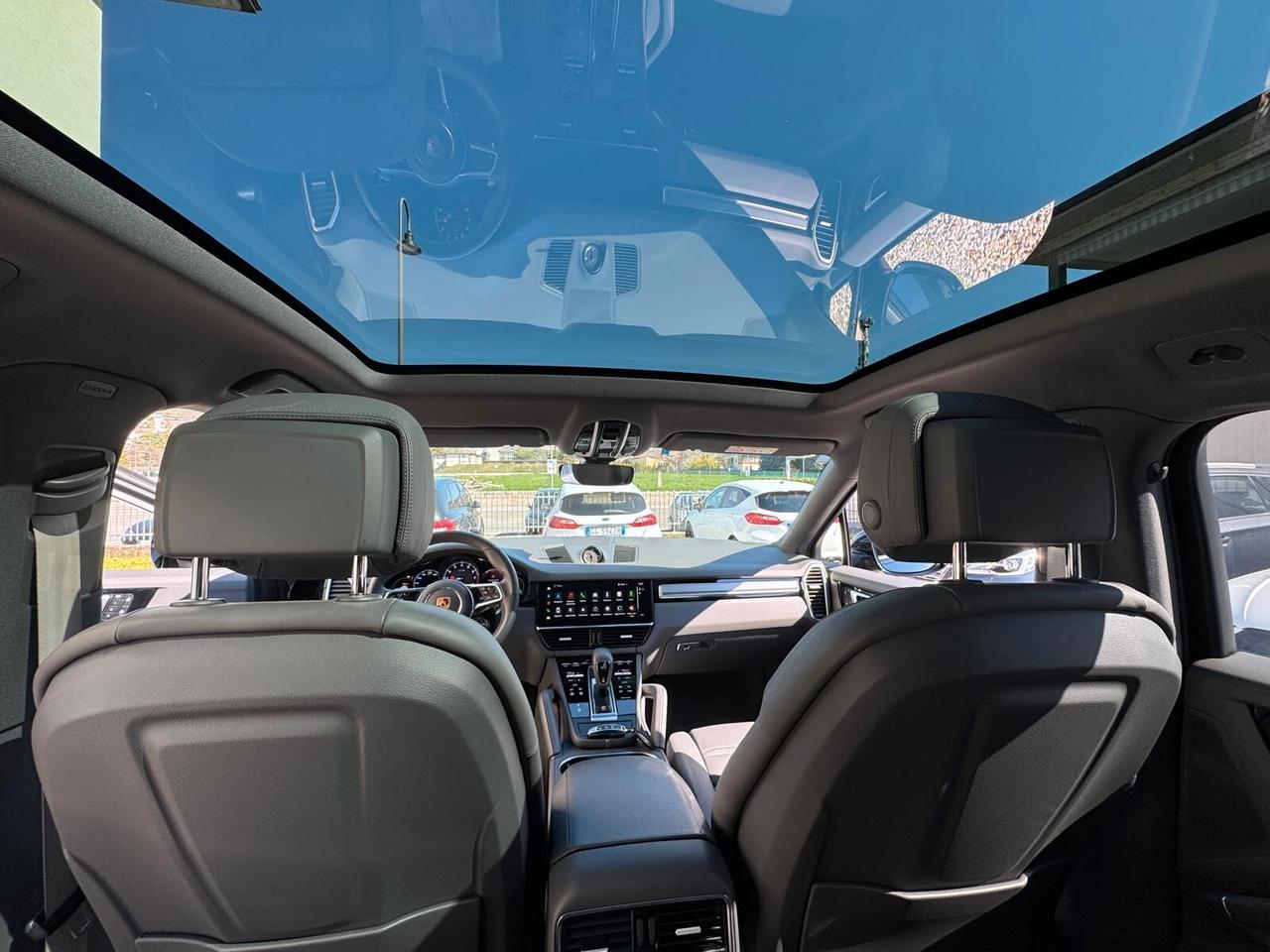 Porsche Cayenne Coupé 3.0 V6 E-Hybrid Platinum Edition