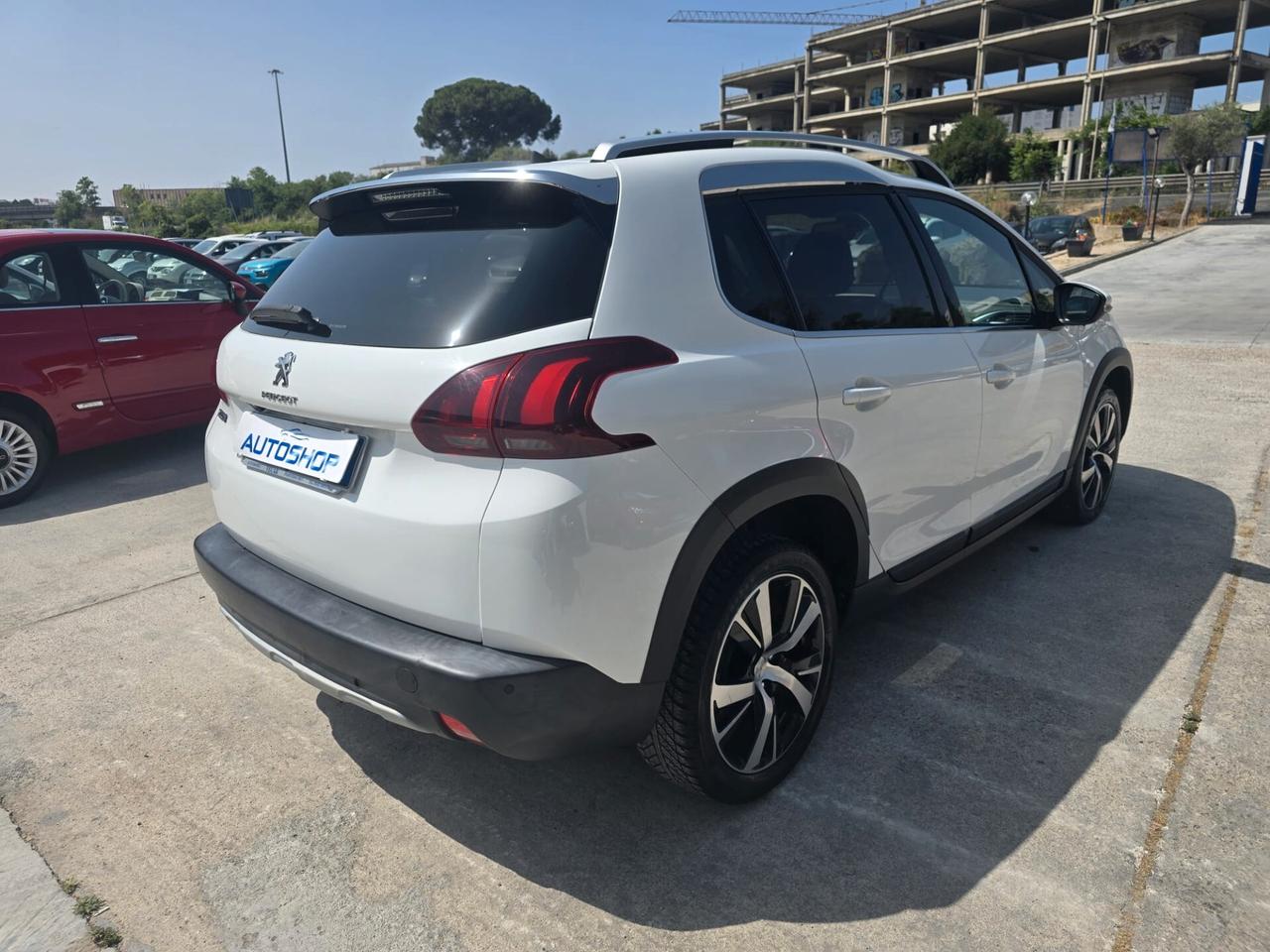 Peugeot 2008 BlueHDi 120 EAT6 S&S Black Matt