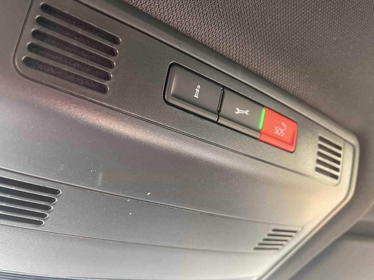 Volkswagen T-Roc 1.0 TSI 116 cv R-Line NEOPATENTATI