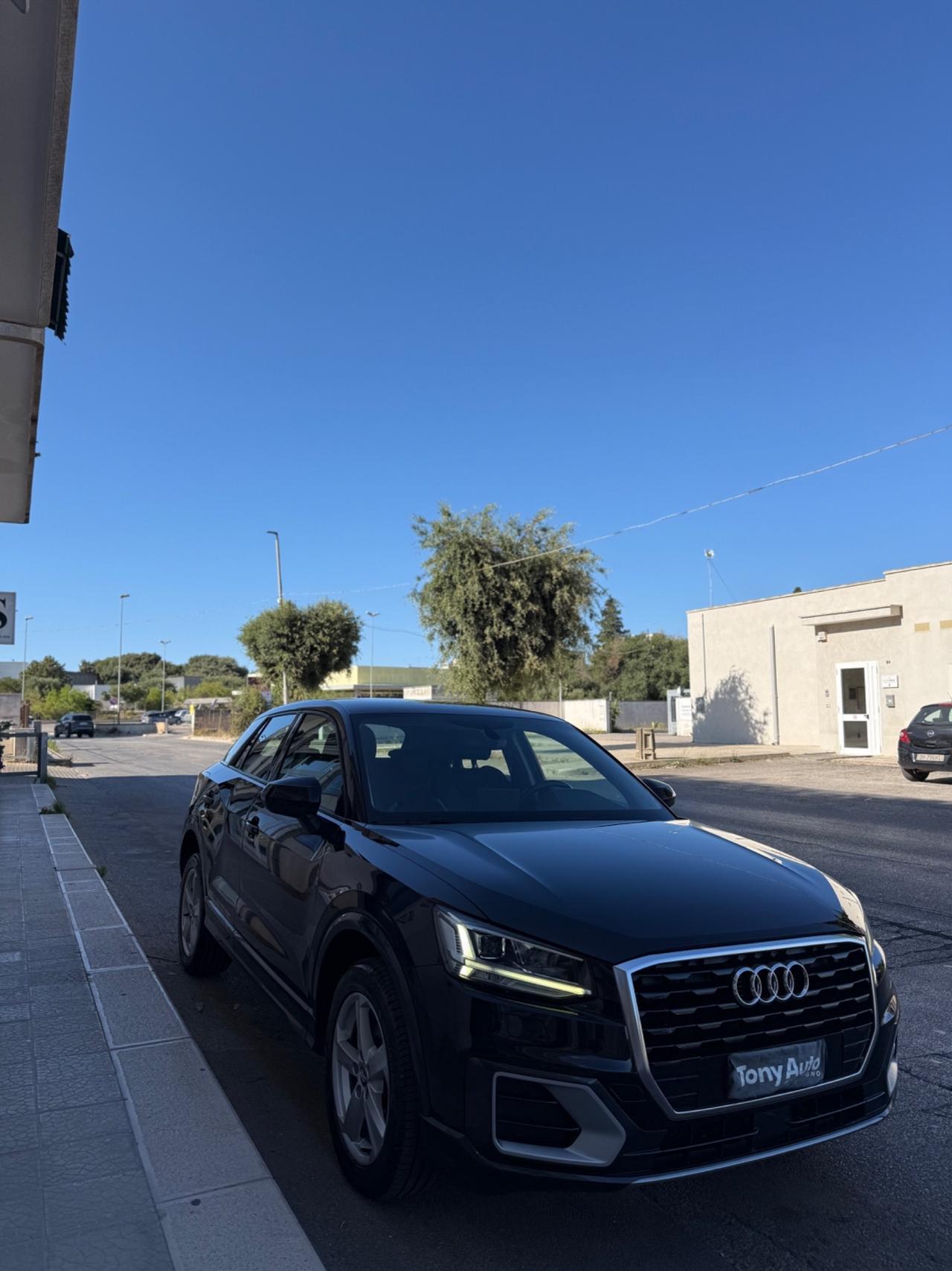 Audi Q2 1.6 tdi Admired s-tronic NAVIGATORE,FULL LED,AUDI CONNECT,KM CERTIFICATI AUDI,UNI PROPRIETARIO