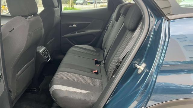 Peugeot 3008 3008 II 2021 1.5 bluehdi Active Business s