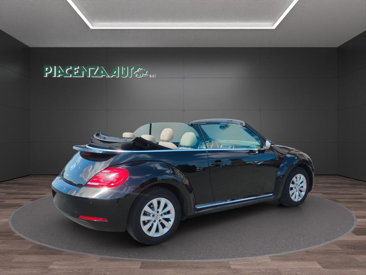 Volkswagen Maggiolino Cabrio 1.2 tsi Design.NAVIGATORE.SEDILI RISCALDATI