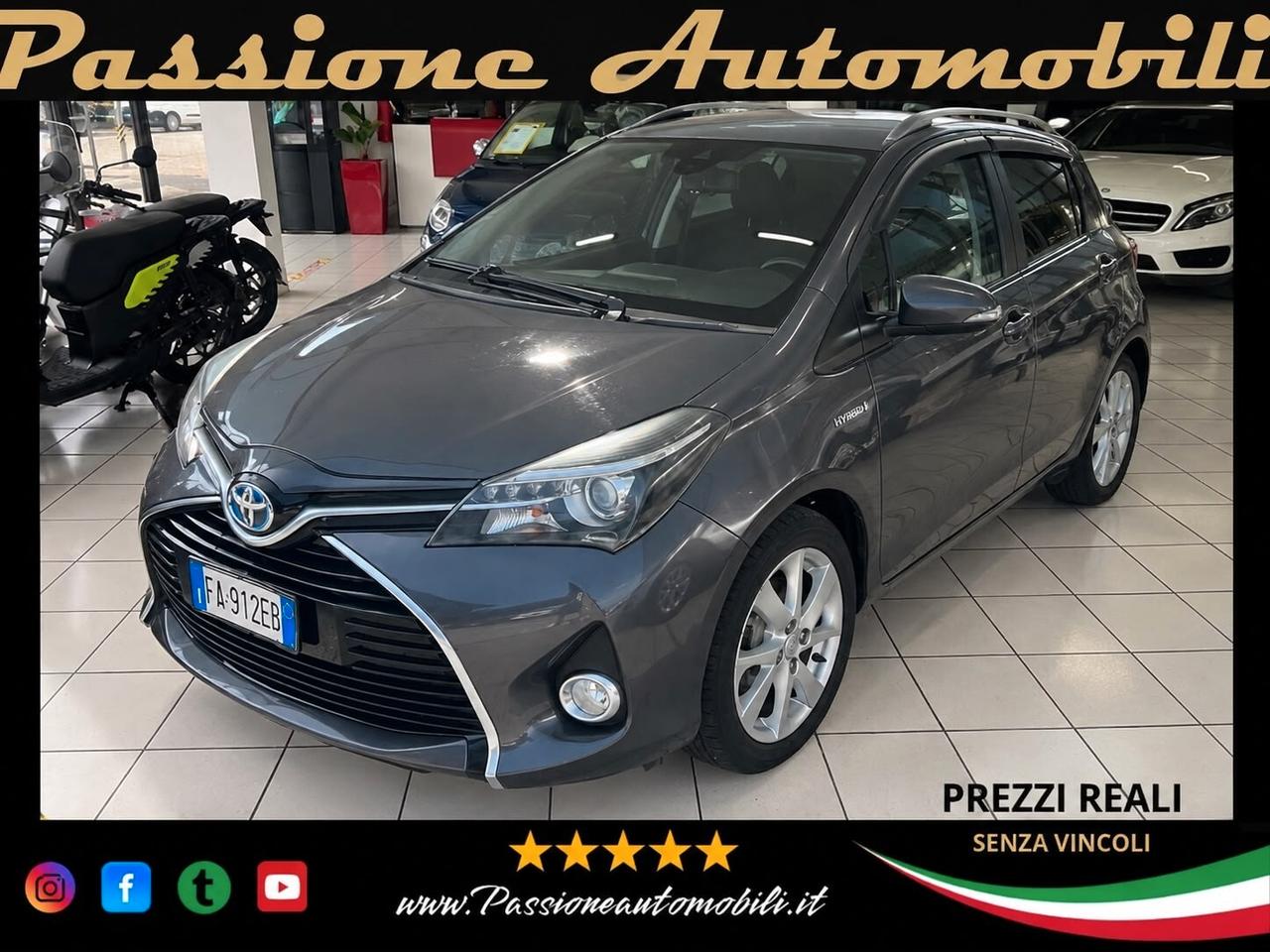Toyota Yaris 1.5 Hybrid 5 porte Cool