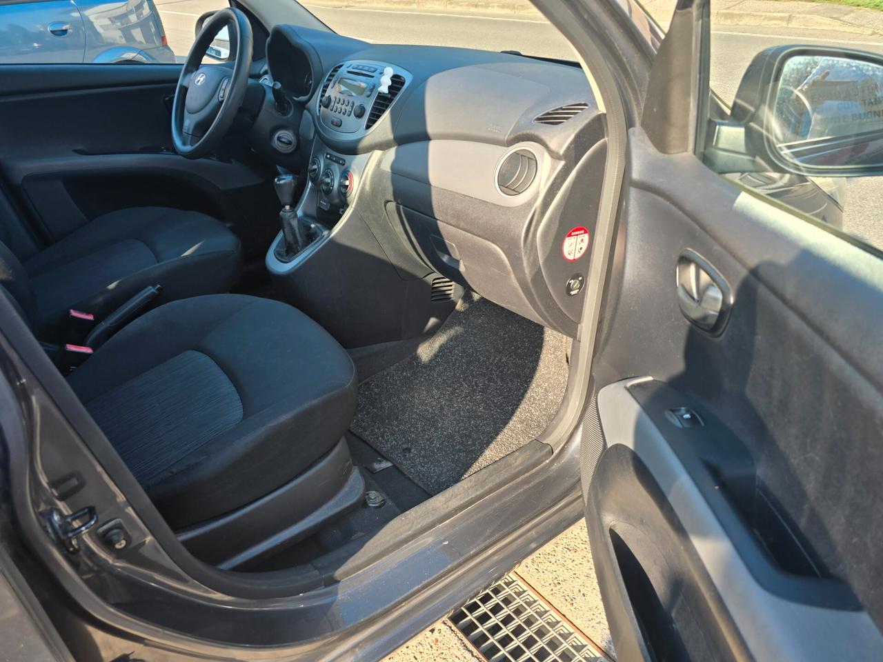 Hyundai i10 1.1 12V Fiorucci Soft Top