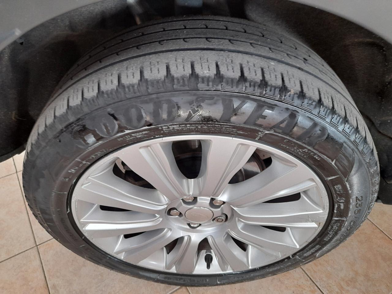 Land Rover Range Evoque 2.2 Sd4 5p. Pure Tech Pack