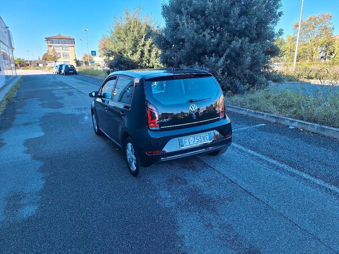 Volkswagen up! 1.0 75 CV 5p. high