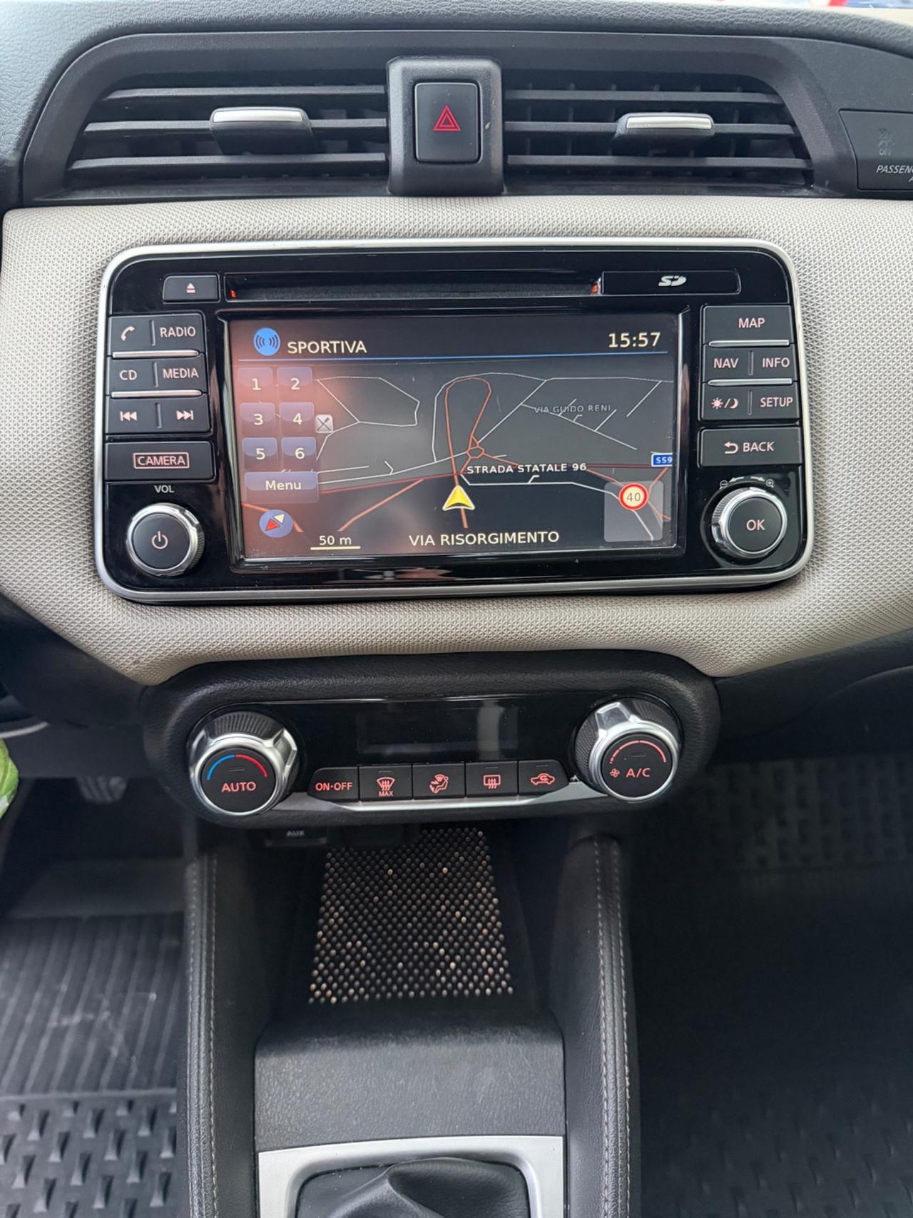 Nissan Micra 1.5 dci 90 cv 2017 Navig retro