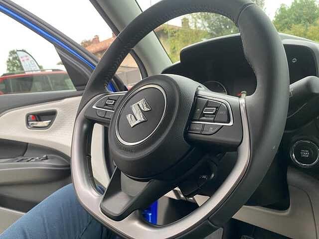 Suzuki Swift 1.2 Hybrid Top