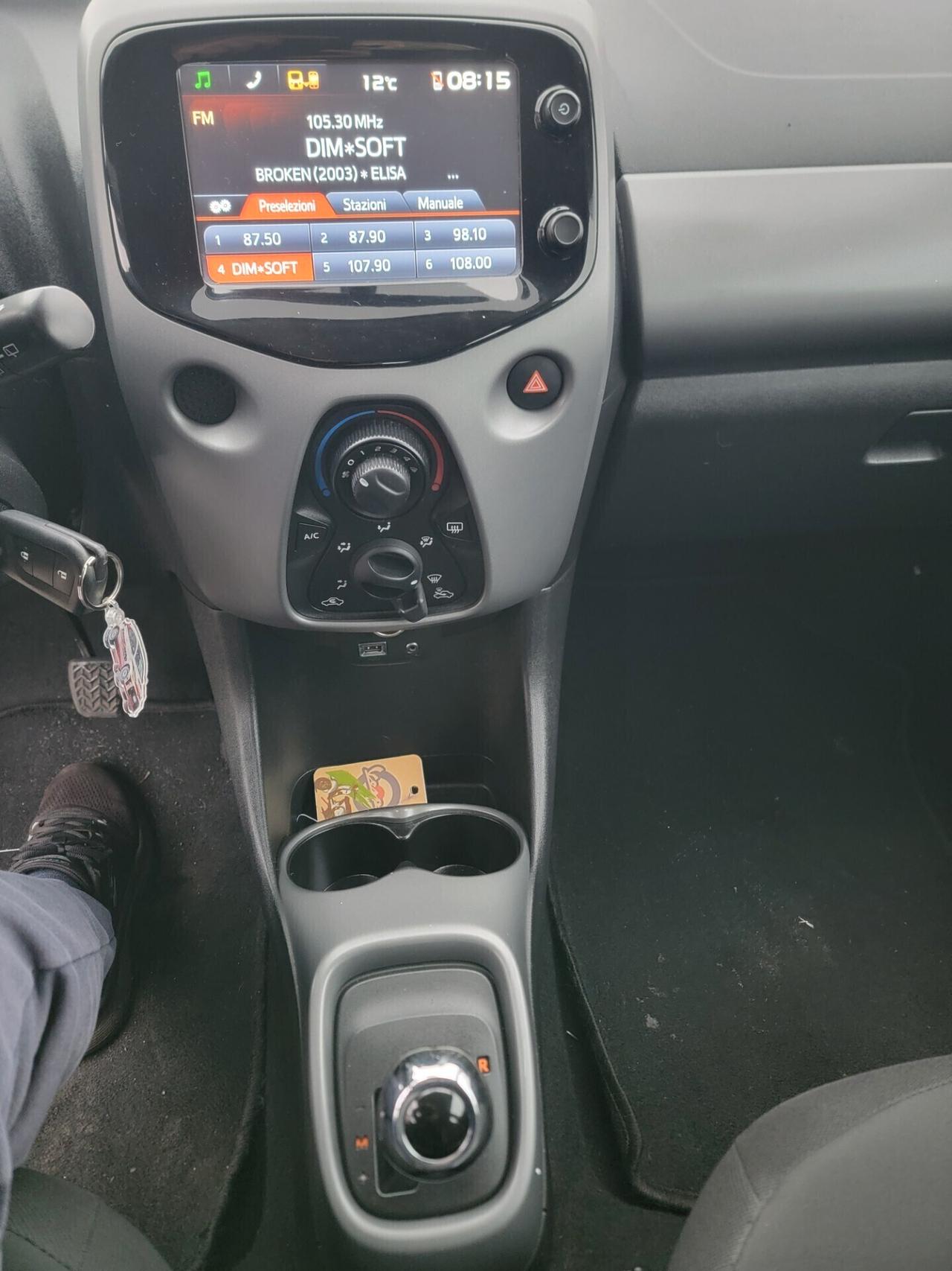 Toyota Aygo 1.0 VVT-i x-play MMT GARANZIA PERMUTE