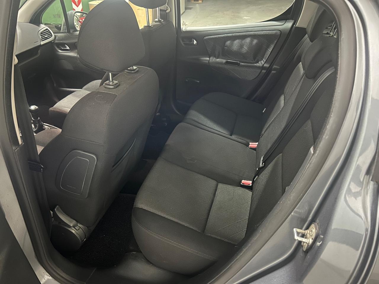 Peugeot 207 1.4 VTi 95CV 5p. XS Easy