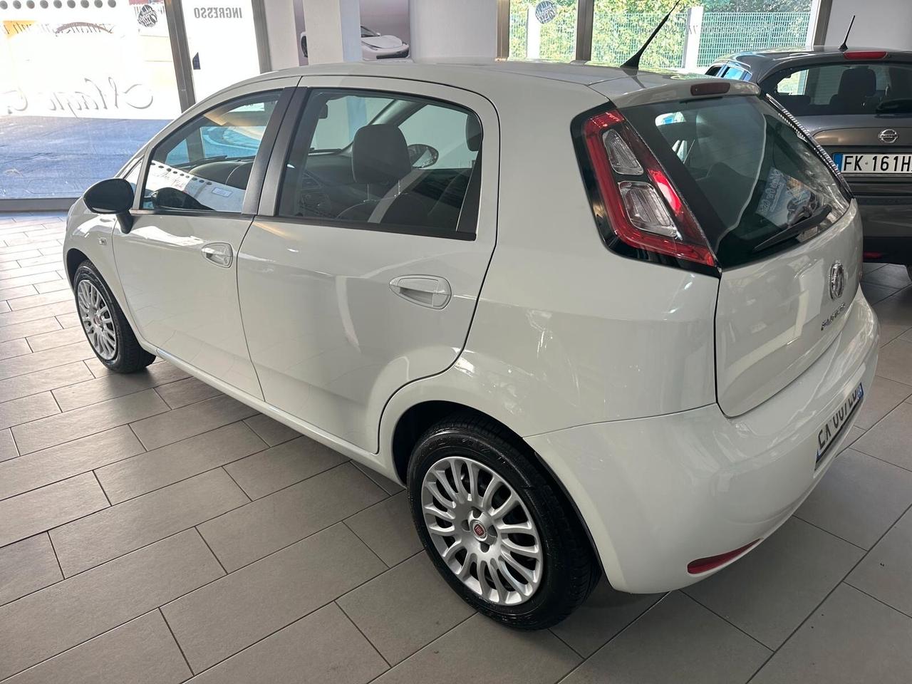 Fiat Punto 1.3 MJT II 75 CV 5 porte Street