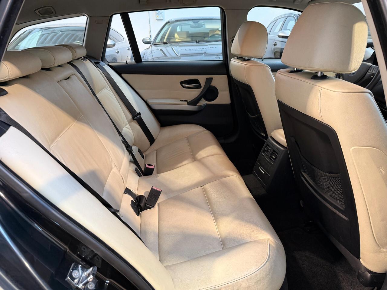 Bmw 325 i Touring MANUALE-TRAZ.POST- 6 CILINDRI