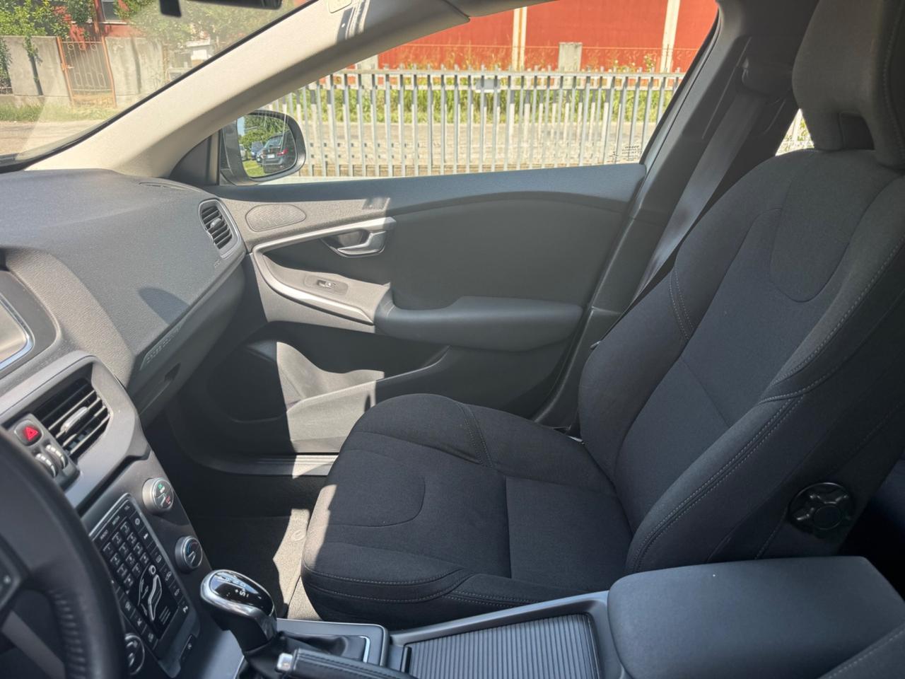 Volvo V40 Cross Country D3 Geartronic Kinetic