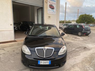 Lancia Ypsilon 1.4 Argento Ecochic GPL