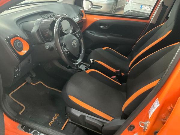 Toyota Aygo 5 Porte Aygo 5p 1.0 x-cite m-mt 72cv