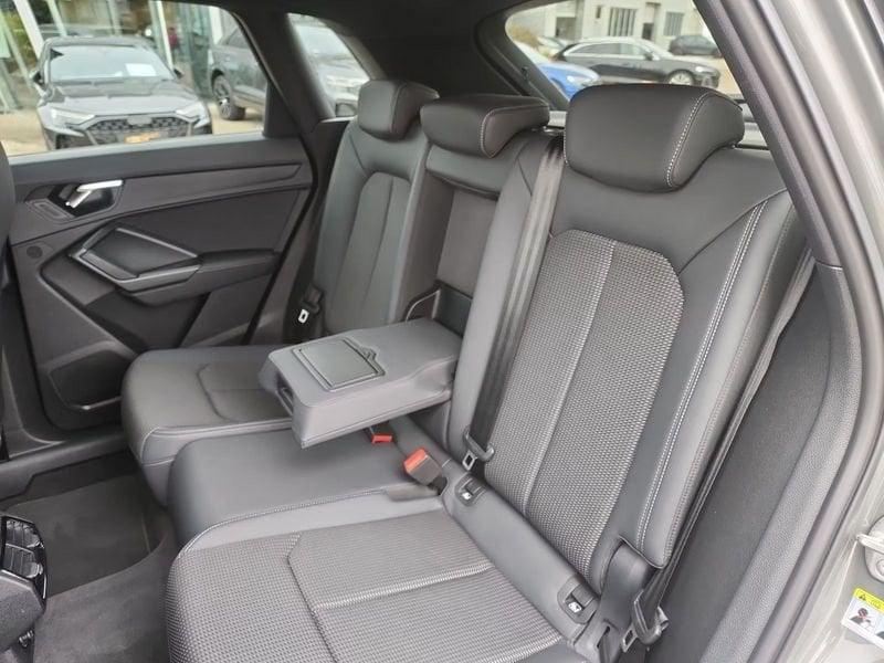 Audi Q3 Q3 35 TDI S tronic S line edition Matrix Led ACC Black Pack Gancio
