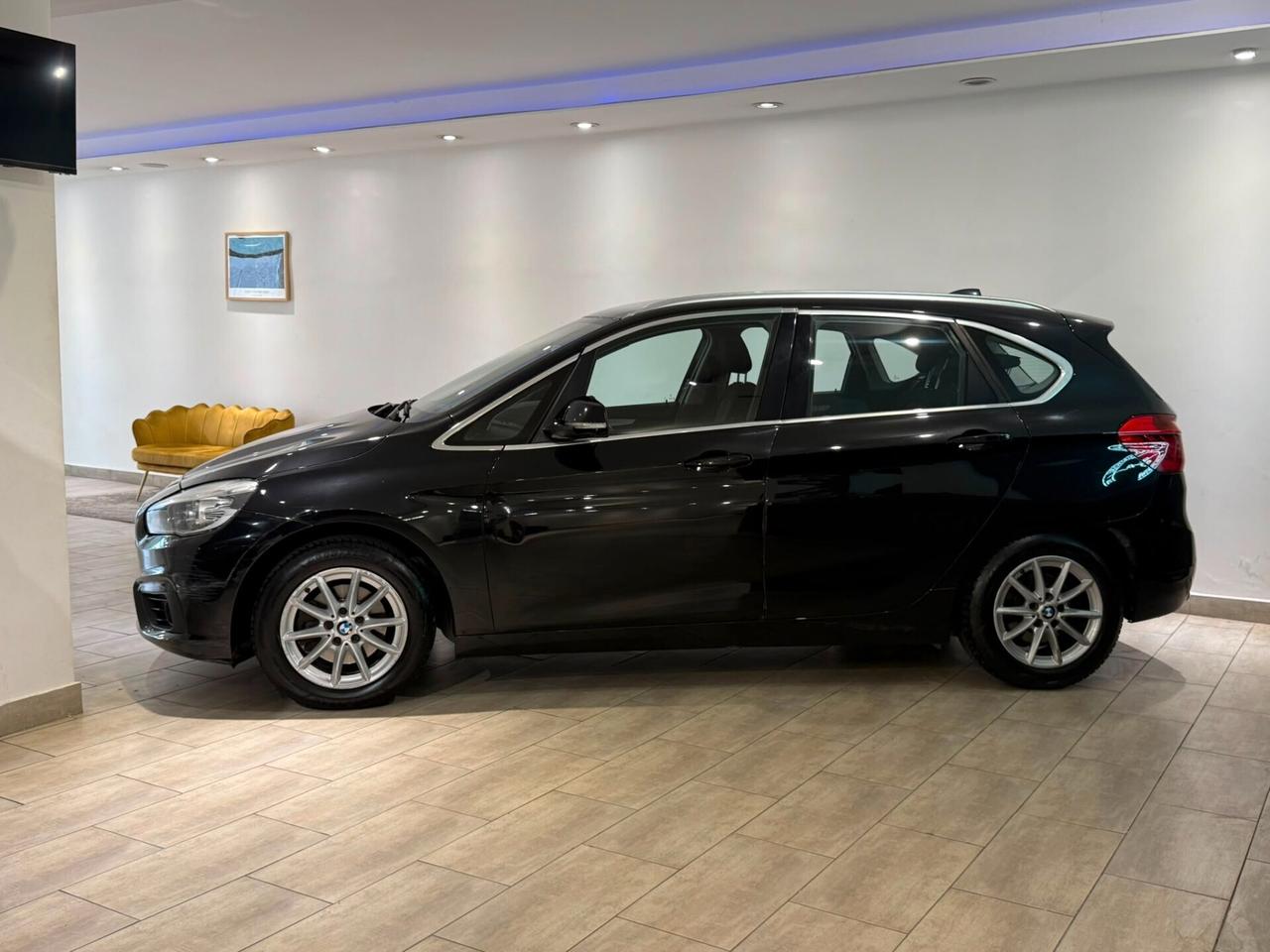 Bmw Serie 2 Sport Tourer 216d Luxury