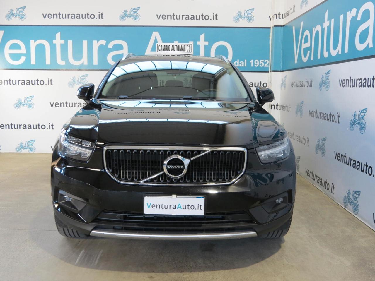 Volvo XC40 T3 Geartronic Momentum Pro
