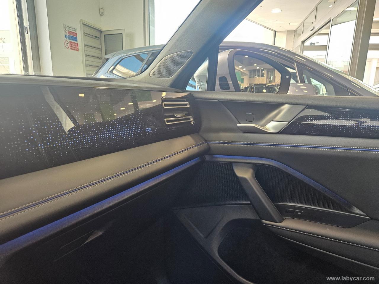 VOLKSWAGEN Tiguan 2.0 TDI 150CV SCR DSG R-Line