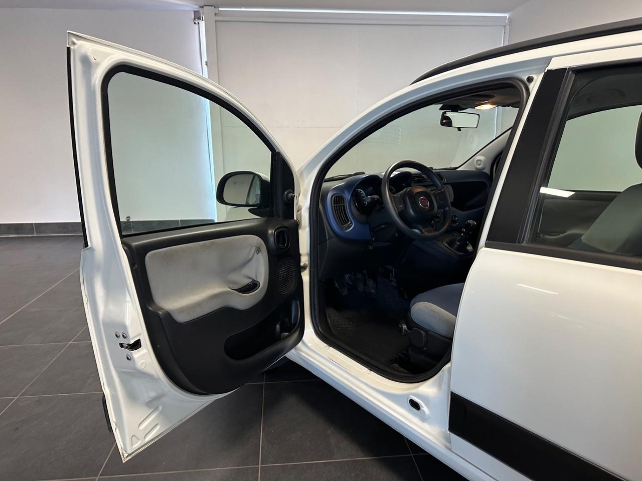 FIAT PANDA 1.2 GPL 69CV GPL CASA MADRE LOUNGE NEOPATENTATI