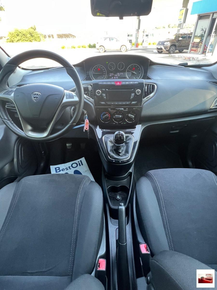 LANCIA - Ypsilon - 0.9 T.Air 85 CV 5 porte Metano Ecochic Gold