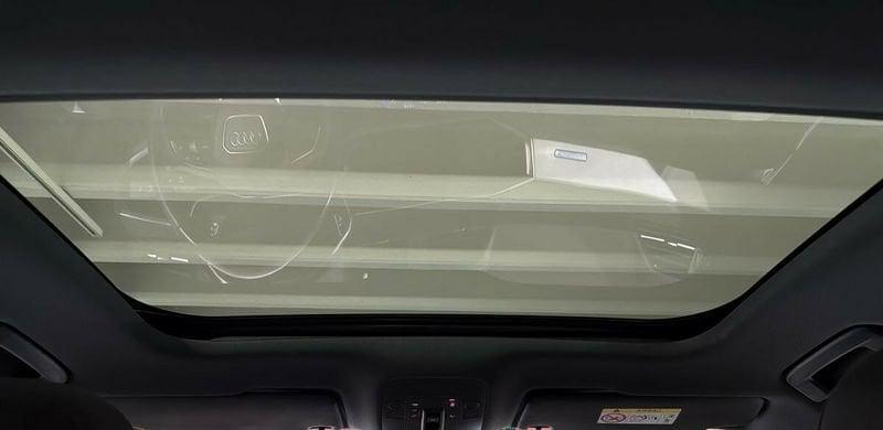 Audi Q3 Sportback 45 TFSI quattro S tronic Identity Black