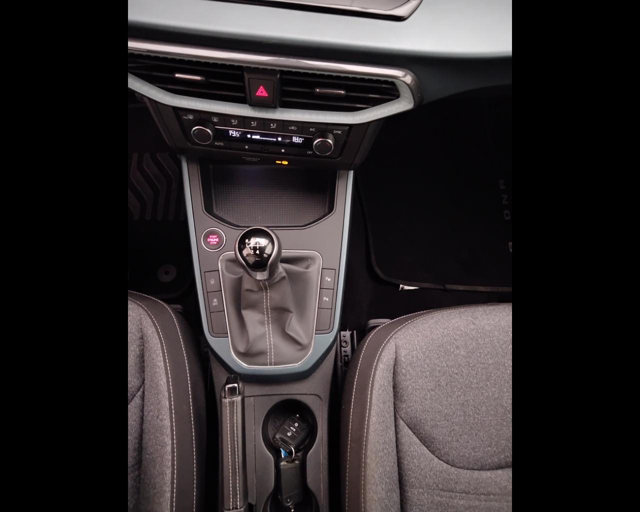 SEAT Arona 2022 - Arona 1.0 ecotsi Xperience 95cv