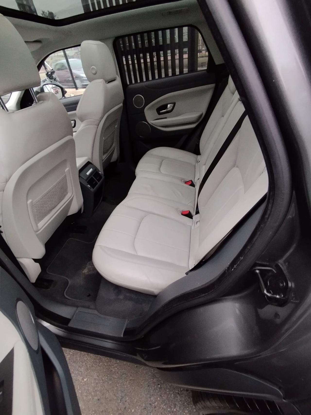 Land Rover Range Evoque 2.0 TD4 150 CV 5p. SE Dynamic Tetto Panoramico