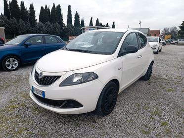 Lancia Ypsilon 1.0 FireFly 5 porte S&S Hybrid UnYca