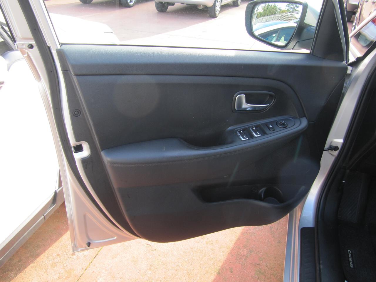 Kia Carens 1.7 CRDi 115 CV Cool